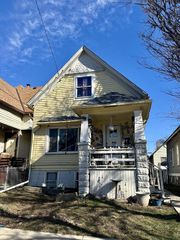 2320 W Orchard STREET #2320A, Milwaukee, WI 53204