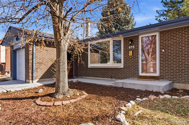 675 W Fremont Drive, Littleton, CO 80120