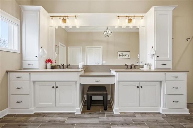 9784 Houston Street, Lenexa, KS 66227