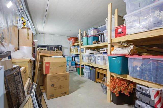 9784 Houston Street, Lenexa, KS 66227