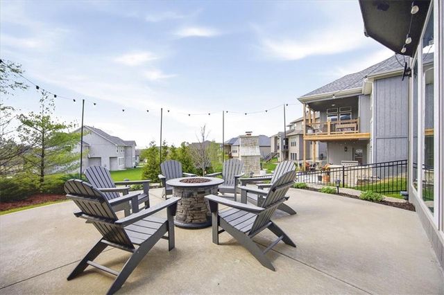 9784 Houston Street, Lenexa, KS 66227