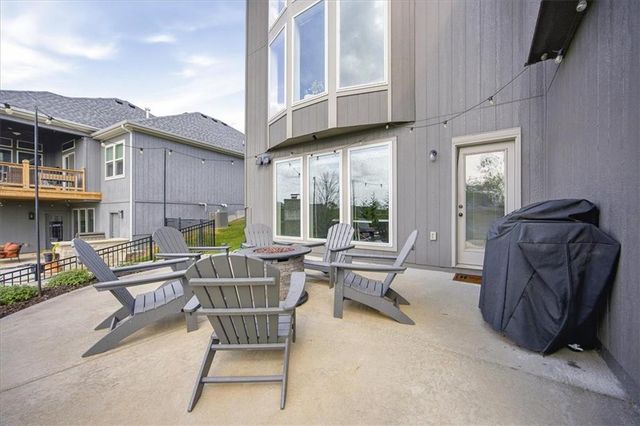 9784 Houston Street, Lenexa, KS 66227