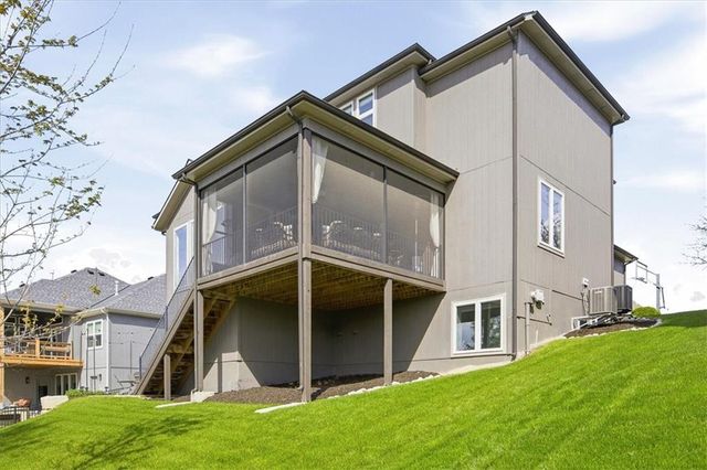 9784 Houston Street, Lenexa, KS 66227