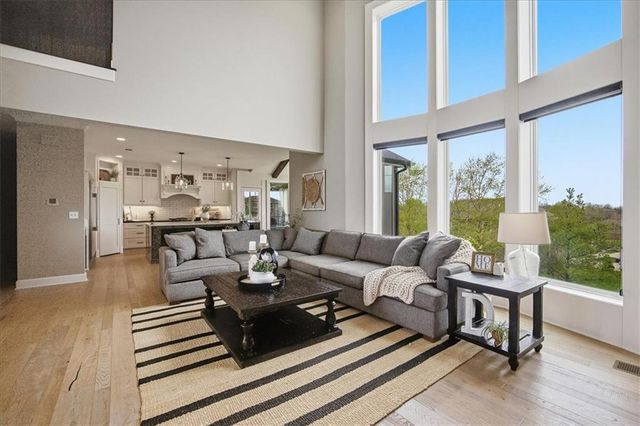 9784 Houston Street, Lenexa, KS 66227