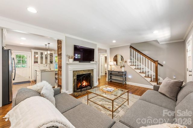 2909 Clemson Avenue, Charlotte, NC 28205