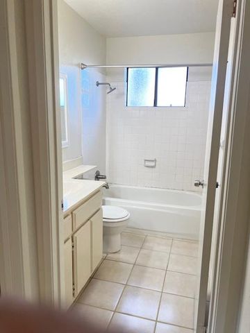 8391 Cranford Way, Citrus Heights, CA 95610