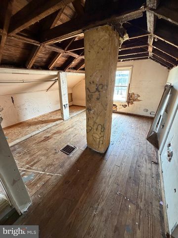 1212 WOOD ST, Burlington, NJ 08016