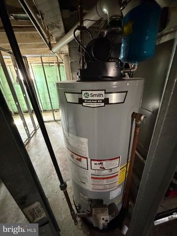 1212 WOOD ST, Burlington, NJ 08016