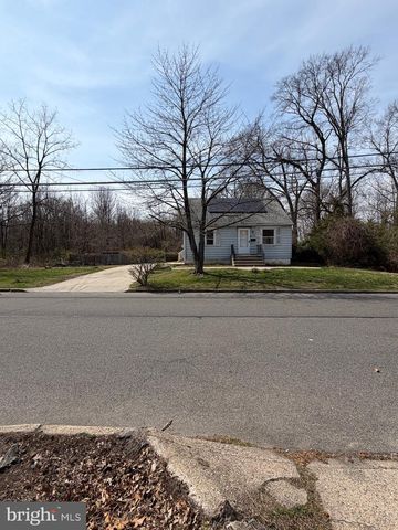 1212 WOOD ST, Burlington, NJ 08016