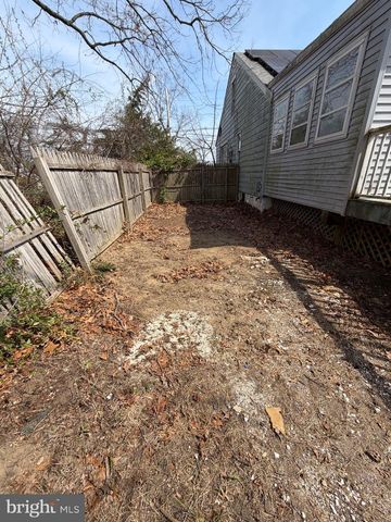 1212 WOOD ST, Burlington, NJ 08016