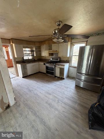 1212 WOOD ST, Burlington, NJ 08016