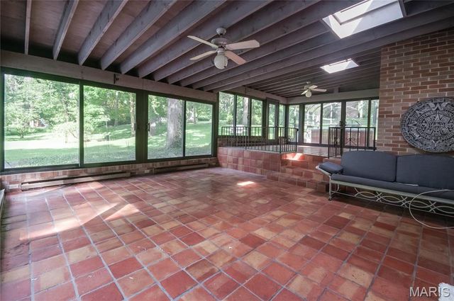103 Frontenac Forest, Frontenac, MO 63131