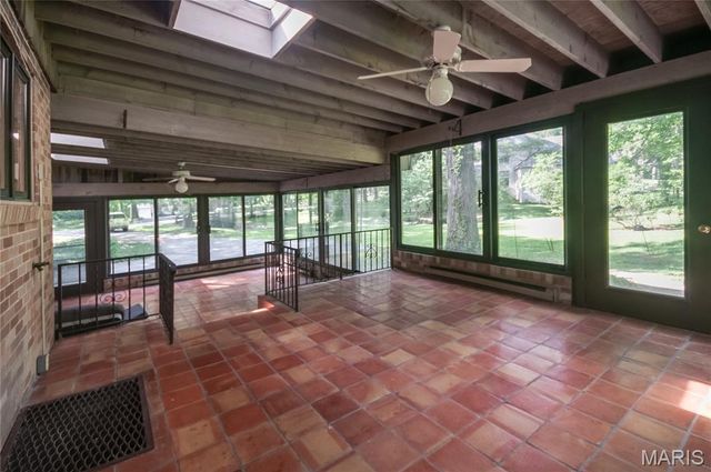 103 Frontenac Forest, Frontenac, MO 63131