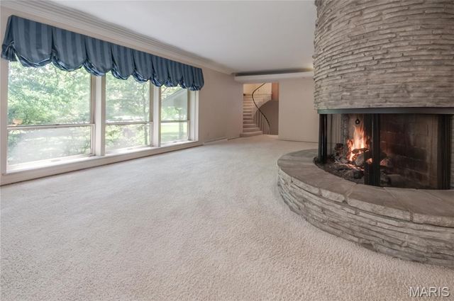 103 Frontenac Forest, Frontenac, MO 63131