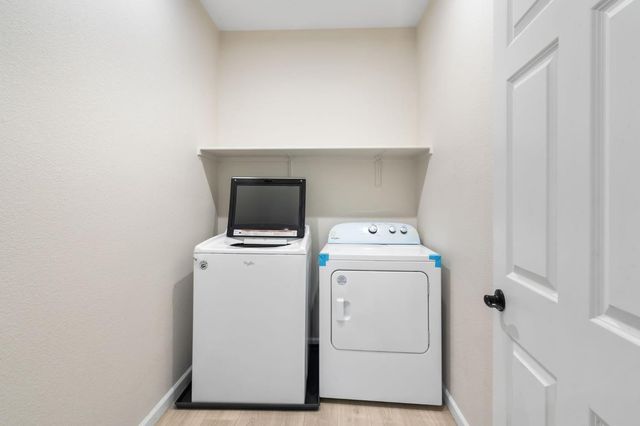 8250 Courage Dr, Sacramento, CA 95829