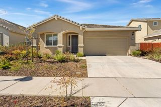 8250 Courage Dr, Sacramento, CA 95829