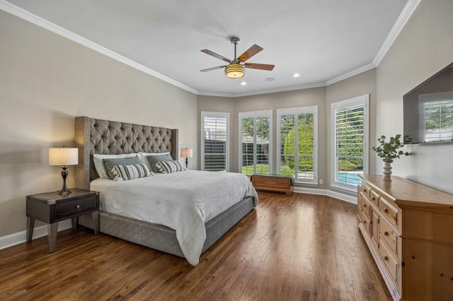 309 Black Walnut Drive, Garland, TX 75044