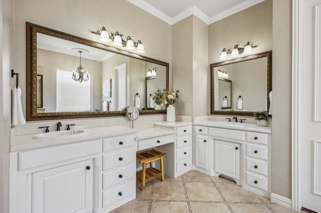 309 Black Walnut Drive, Garland, TX 75044