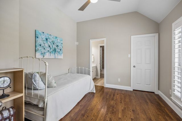 309 Black Walnut Drive, Garland, TX 75044