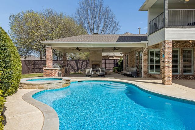 309 Black Walnut Drive, Garland, TX 75044