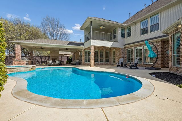 309 Black Walnut Drive, Garland, TX 75044