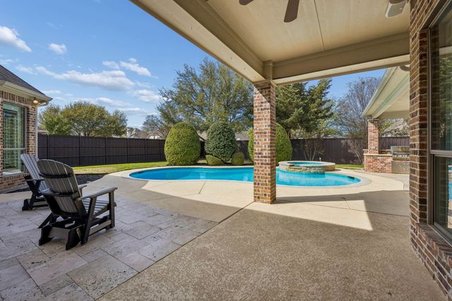 309 Black Walnut Drive, Garland, TX 75044