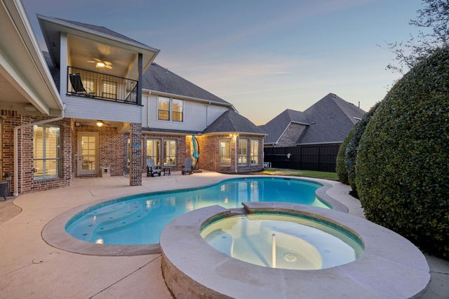 309 Black Walnut Drive, Garland, TX 75044