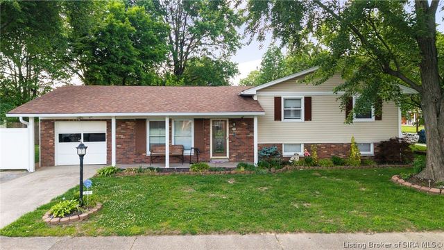 3143 Murr Lane, New Albany, IN 47150