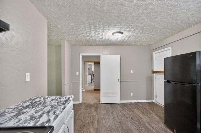 8212 E 111th Terrace, Kansas City, MO 64134