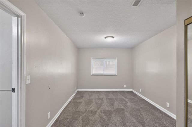 8212 E 111th Terrace, Kansas City, MO 64134