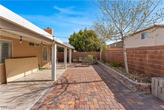 1929 Grand Prairie Avenue, North Las Vegas, NV 89032