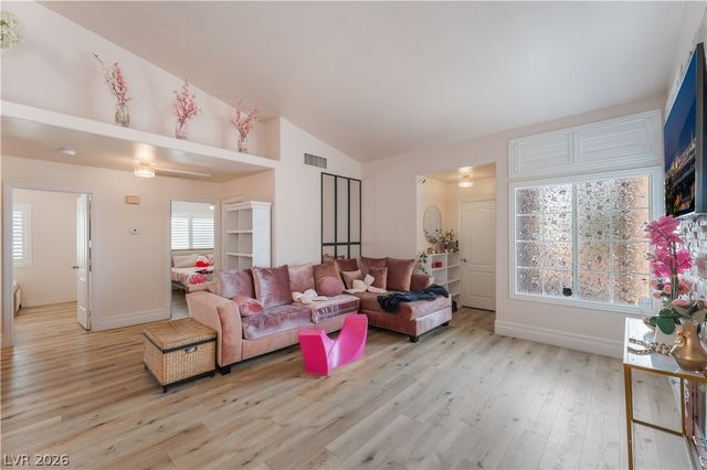 1929 Grand Prairie Avenue, North Las Vegas, NV 89032