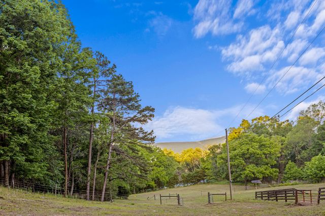 748 Woodcock Road, Dunlap, TN 37327