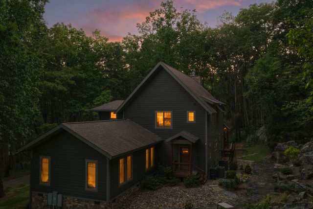 748 Woodcock Road, Dunlap, TN 37327