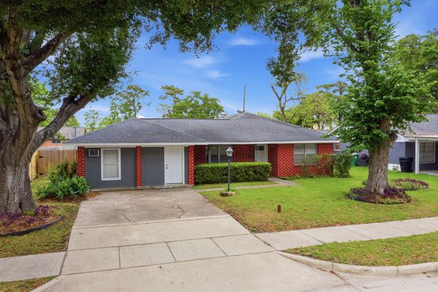10922 Ivyridge Road, Houston, TX 77043