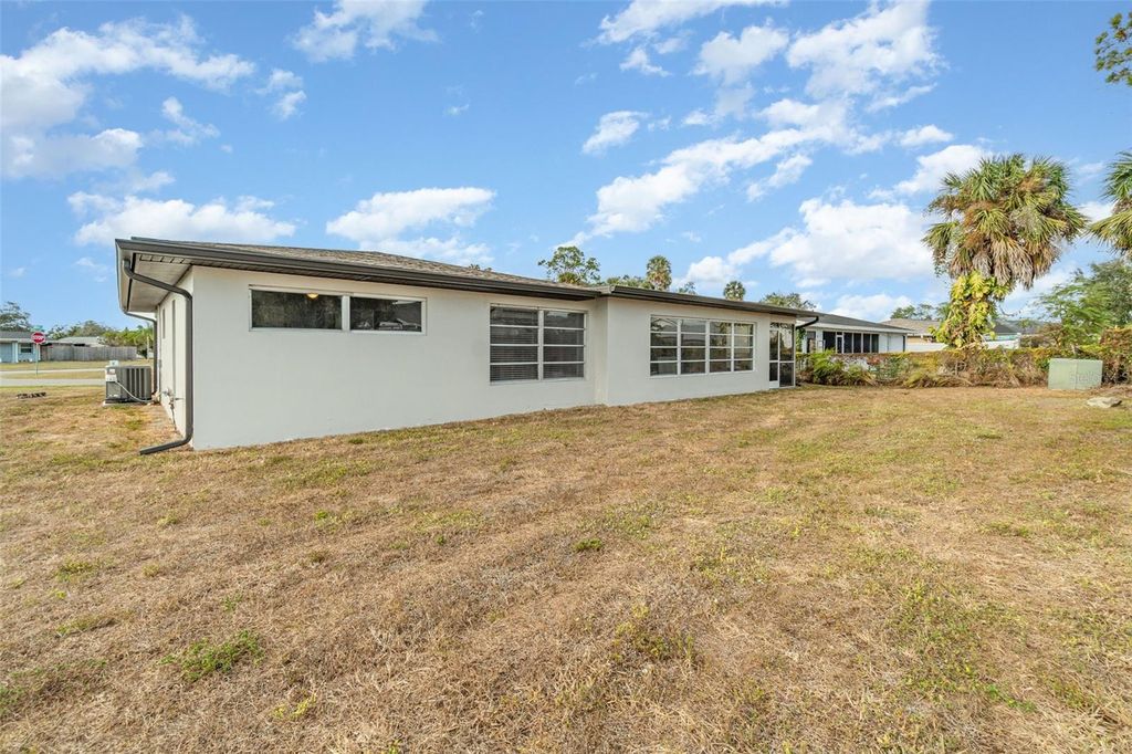 Image 34 of property listing at 1247 PRICE CIRCLE NW, Port Charlotte, FL 33948