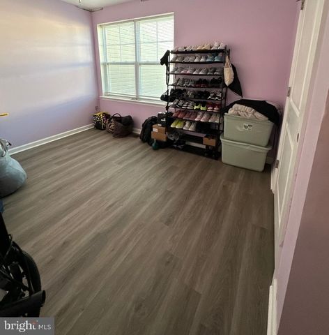 19 ROWAND WAY E, Clementon, NJ 08021