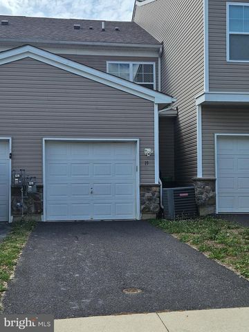 19 ROWAND WAY E, Clementon, NJ 08021