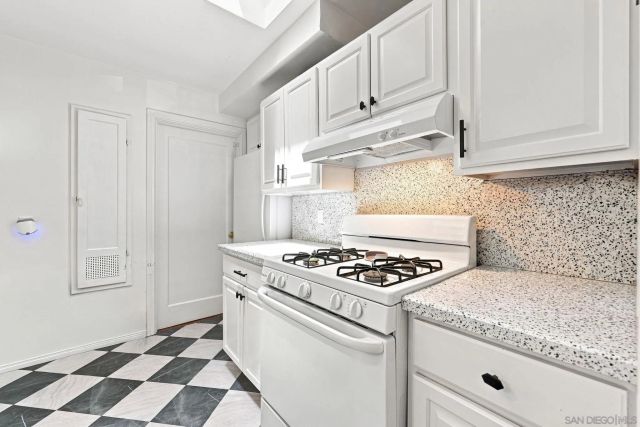 1720 Reed Ave, San Diego, CA 92109