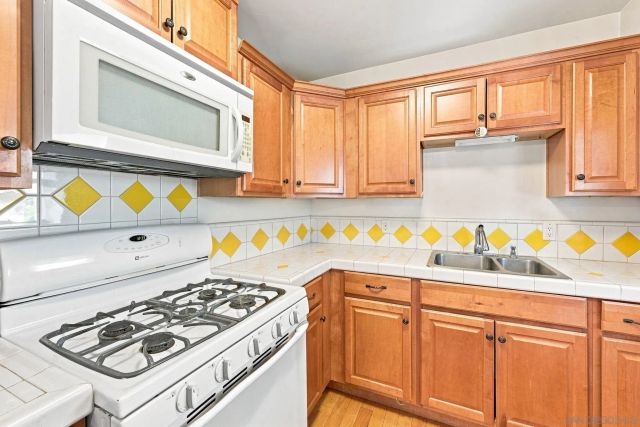 1720 Reed Ave, San Diego, CA 92109