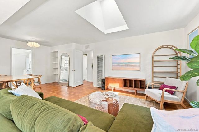 1720 Reed Ave, San Diego, CA 92109