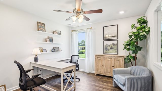 1208 Canyon Drive, Portland, TN 37148