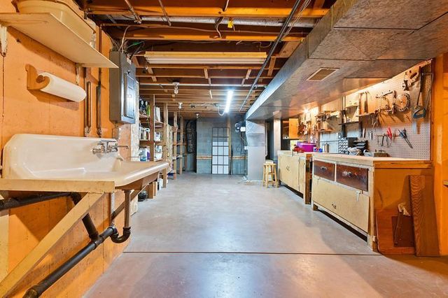 1624 ST CHRISTOPHER COURT, Green Bay, WI 54304