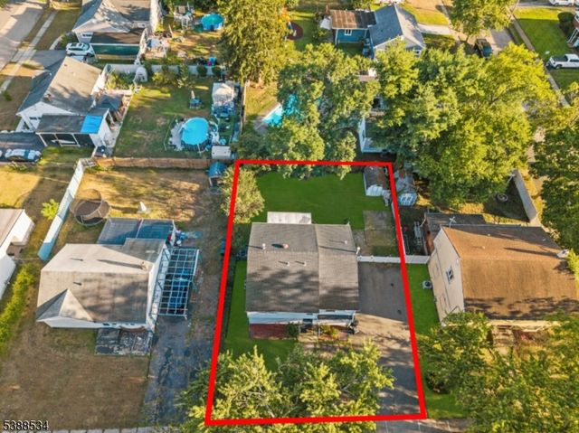 136 Haroldson Pl, Pompton Lakes Boro, NJ 07442