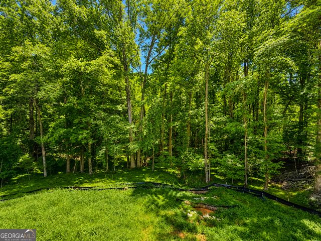 3983 MEADOWLAND Drive, Jefferson, GA 30549