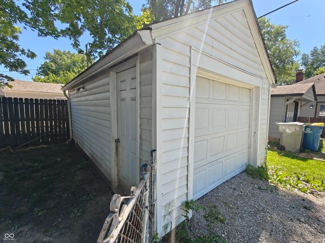 1942 N Emerson Avenue, Indianapolis, IN 46218