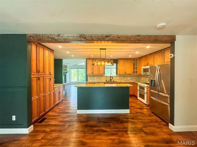 308 Forest Run Drive, Eureka, MO 63025