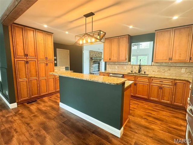 308 Forest Run Drive, Eureka, MO 63025