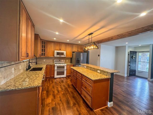 308 Forest Run Drive, Eureka, MO 63025