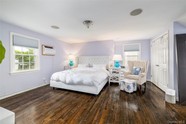 1714 Broadway, New Hyde Park, NY 11040